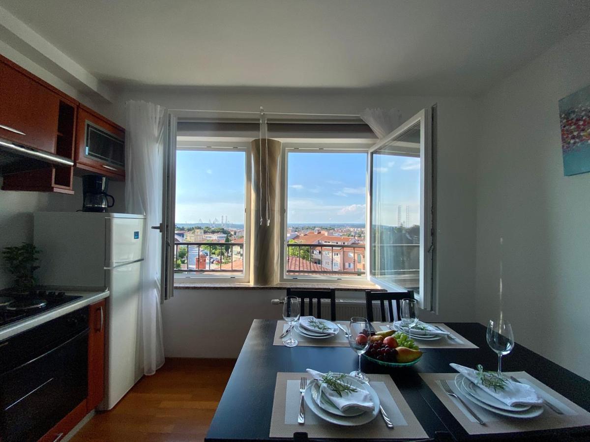 Penthouse Cityview Пула Экстерьер фото