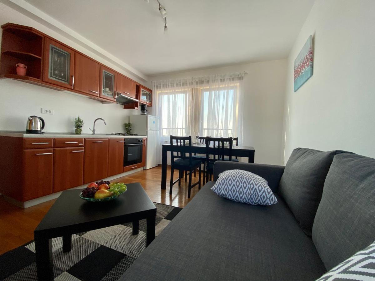 Penthouse Cityview Пула Экстерьер фото