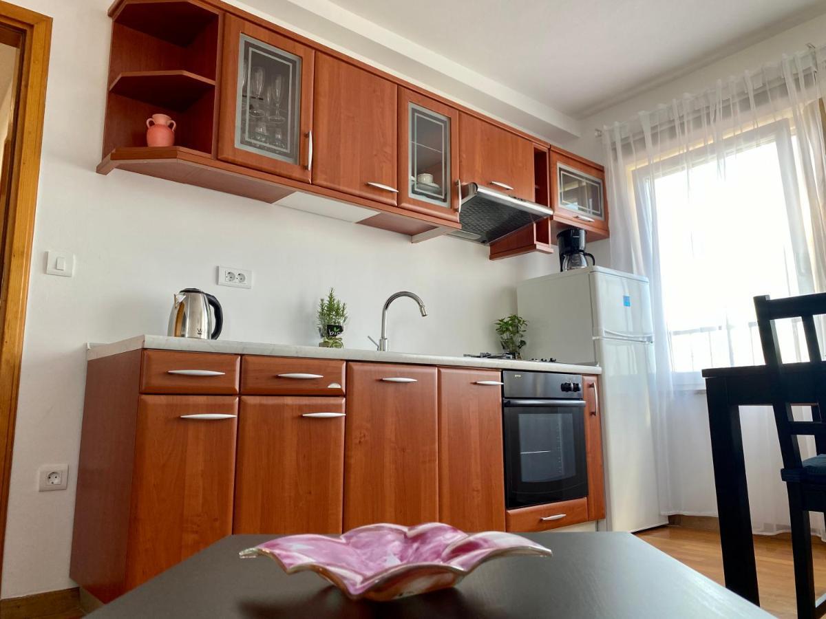 Penthouse Cityview Пула Экстерьер фото
